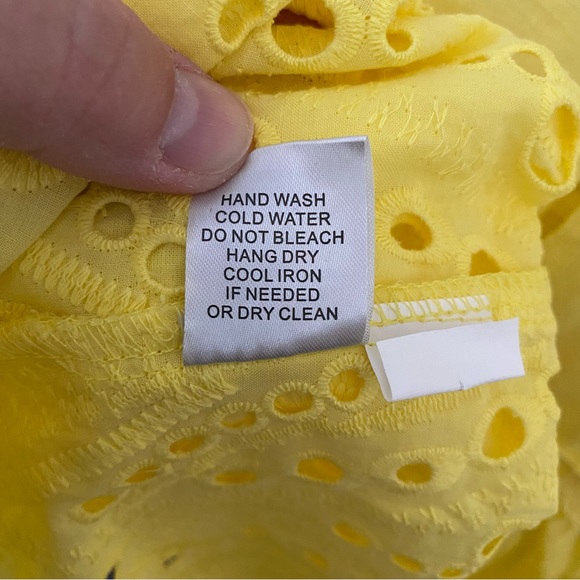Honey & T Yellow Eyelet & Lace Babydoll Top Sleeveless High Neck Size Small NWT - Picture 12 of 12